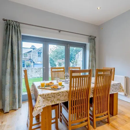 Cragdale Holiday home *