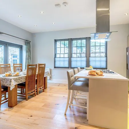 Cragdale Holiday home *